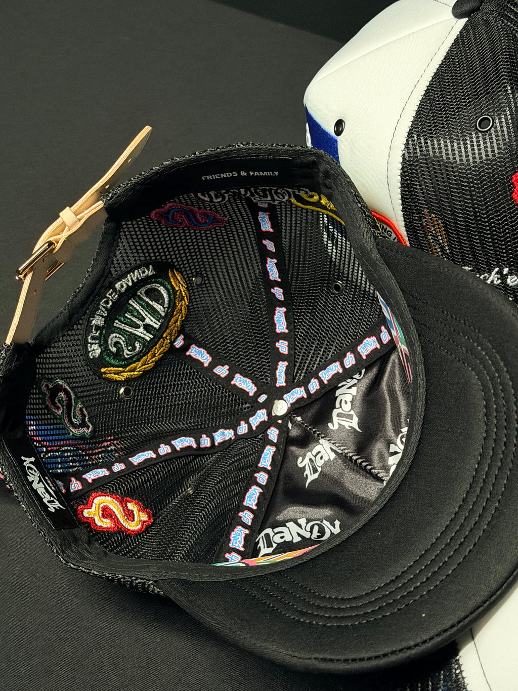 Dandy hats “Millions”