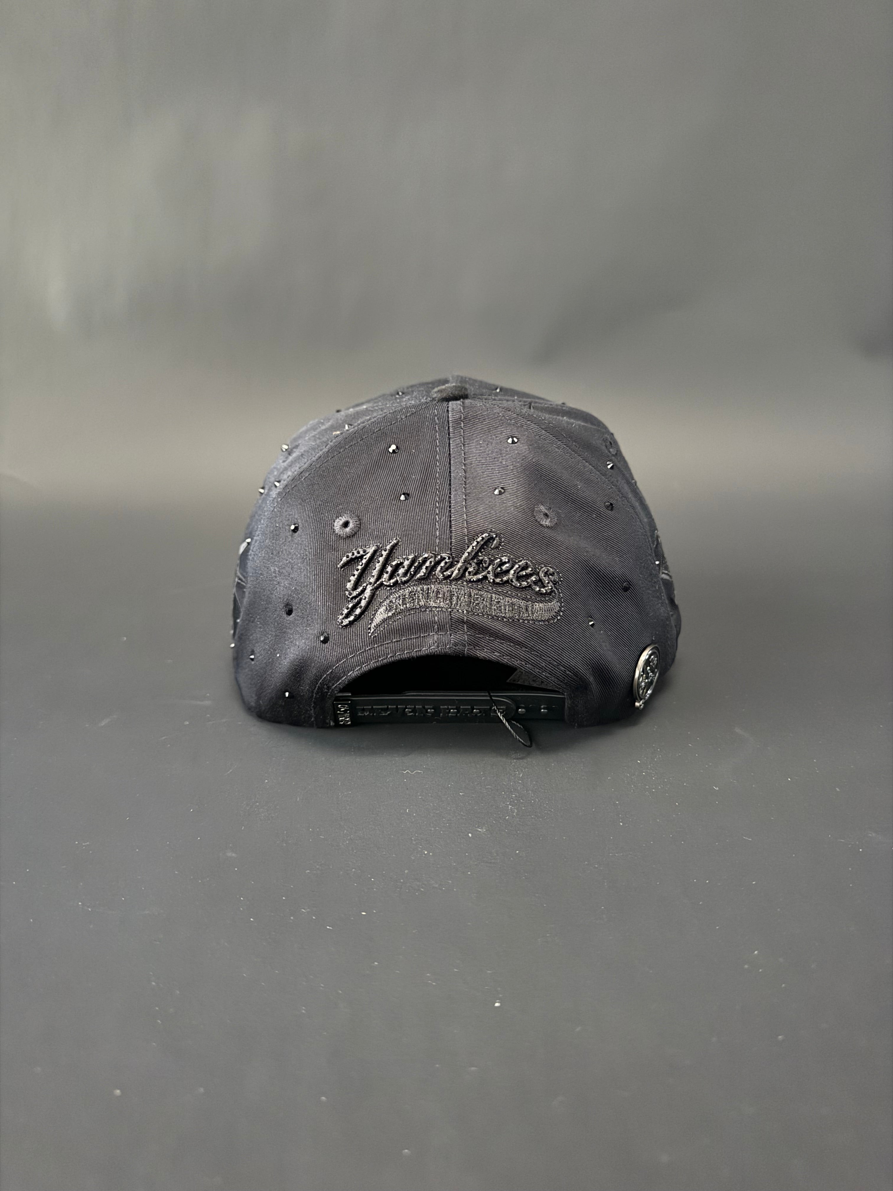 NY total black by KH