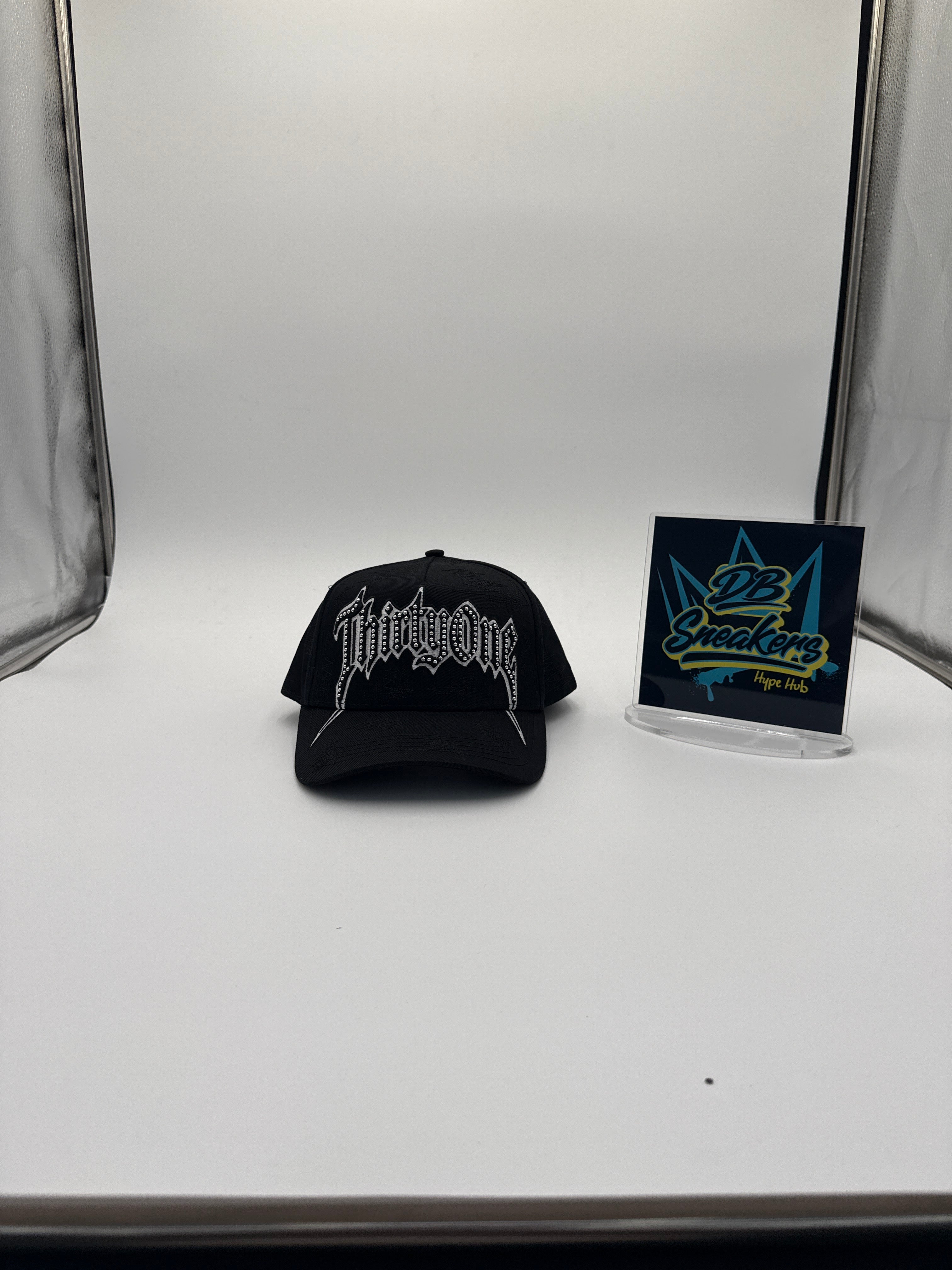 Thirtyone Hats “31 Vamp”