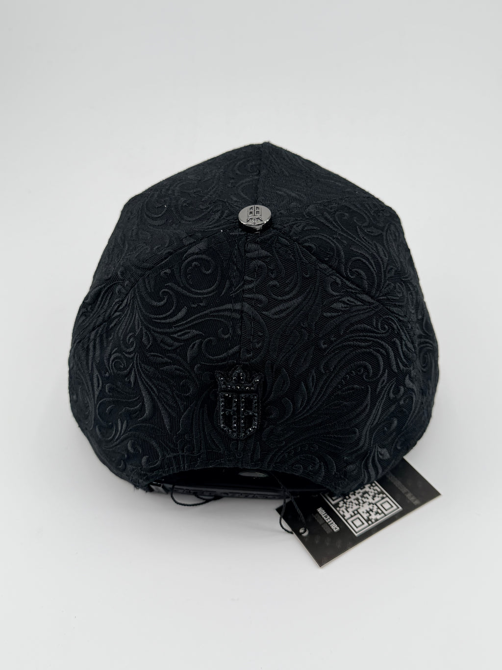 LA California total black by BB