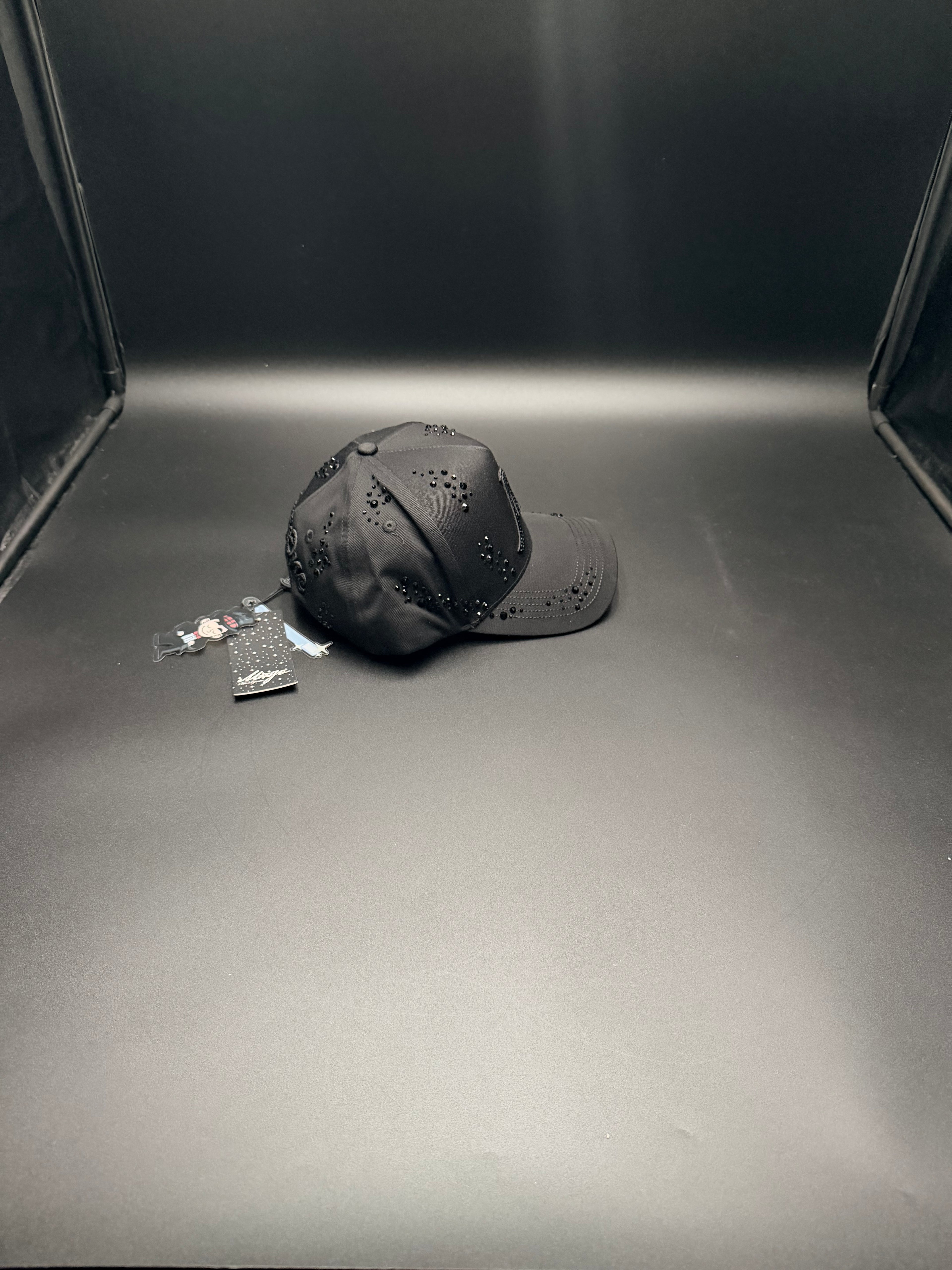 Thirty One Hats – 31 Hats x El Mago – "Total Black" only hat
