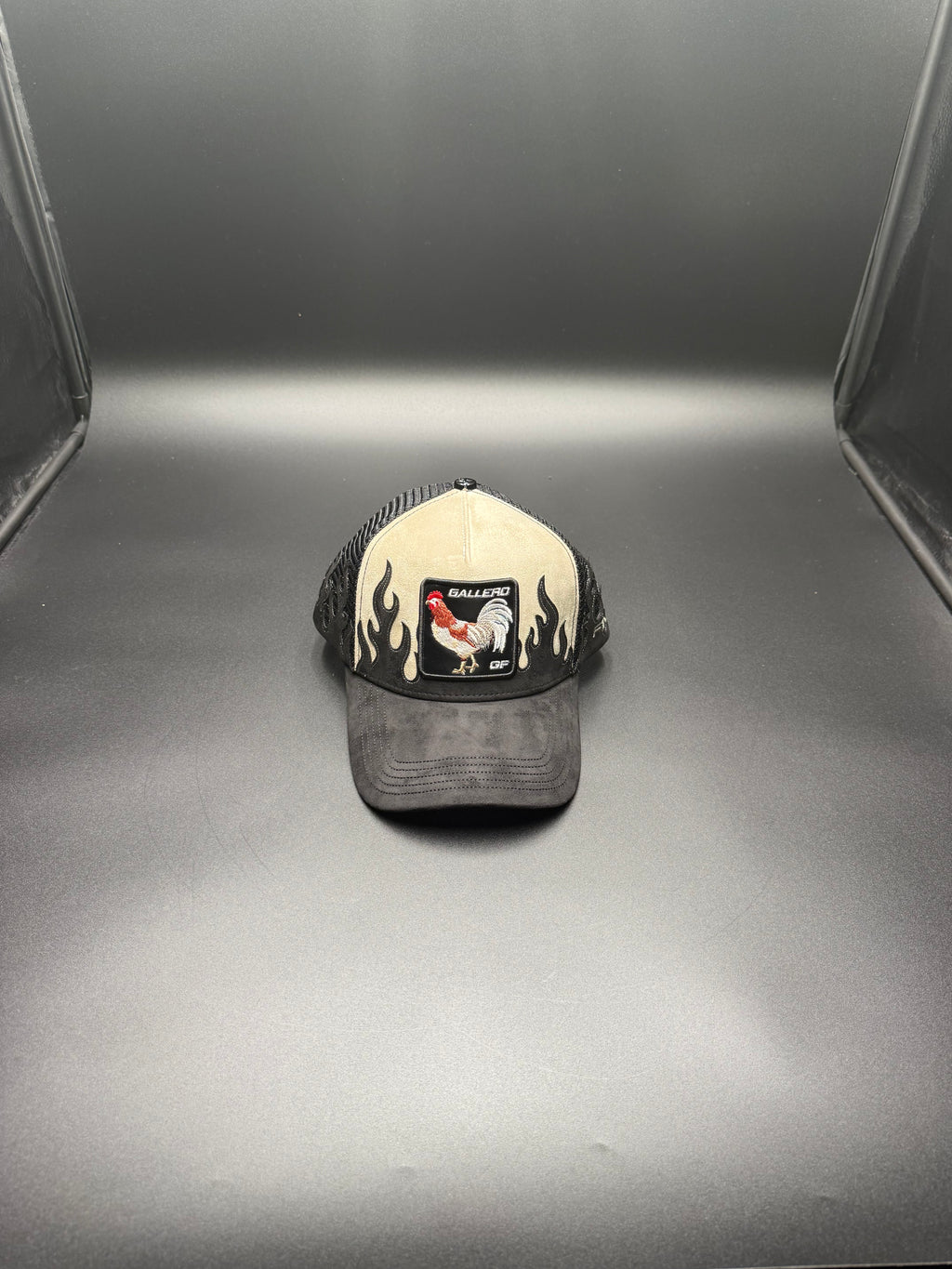 Gallo fino Red pyle trucker