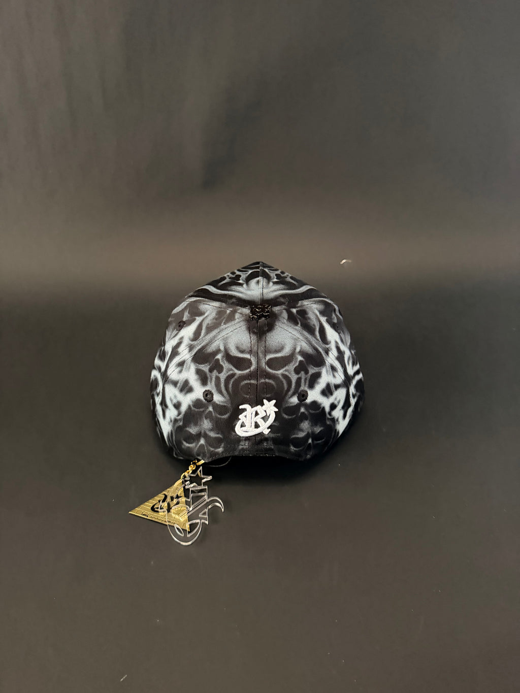 Rebel hats “Anubis Cross”