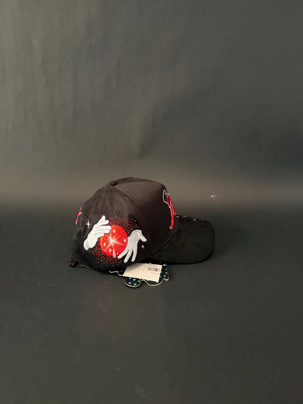 Mago X ThirtyOne hats “Mago Roja”