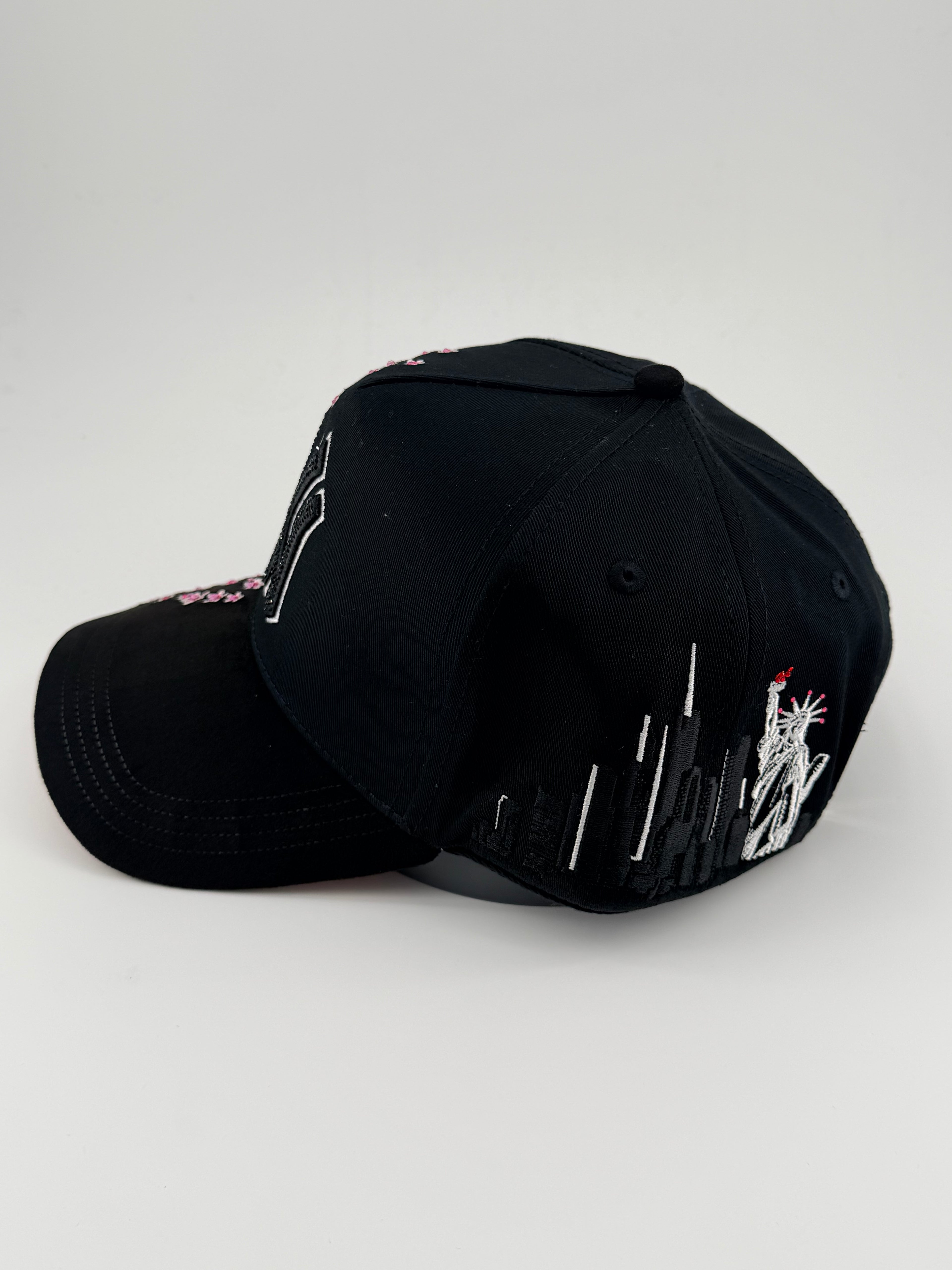 New York Flores by Kevin hats