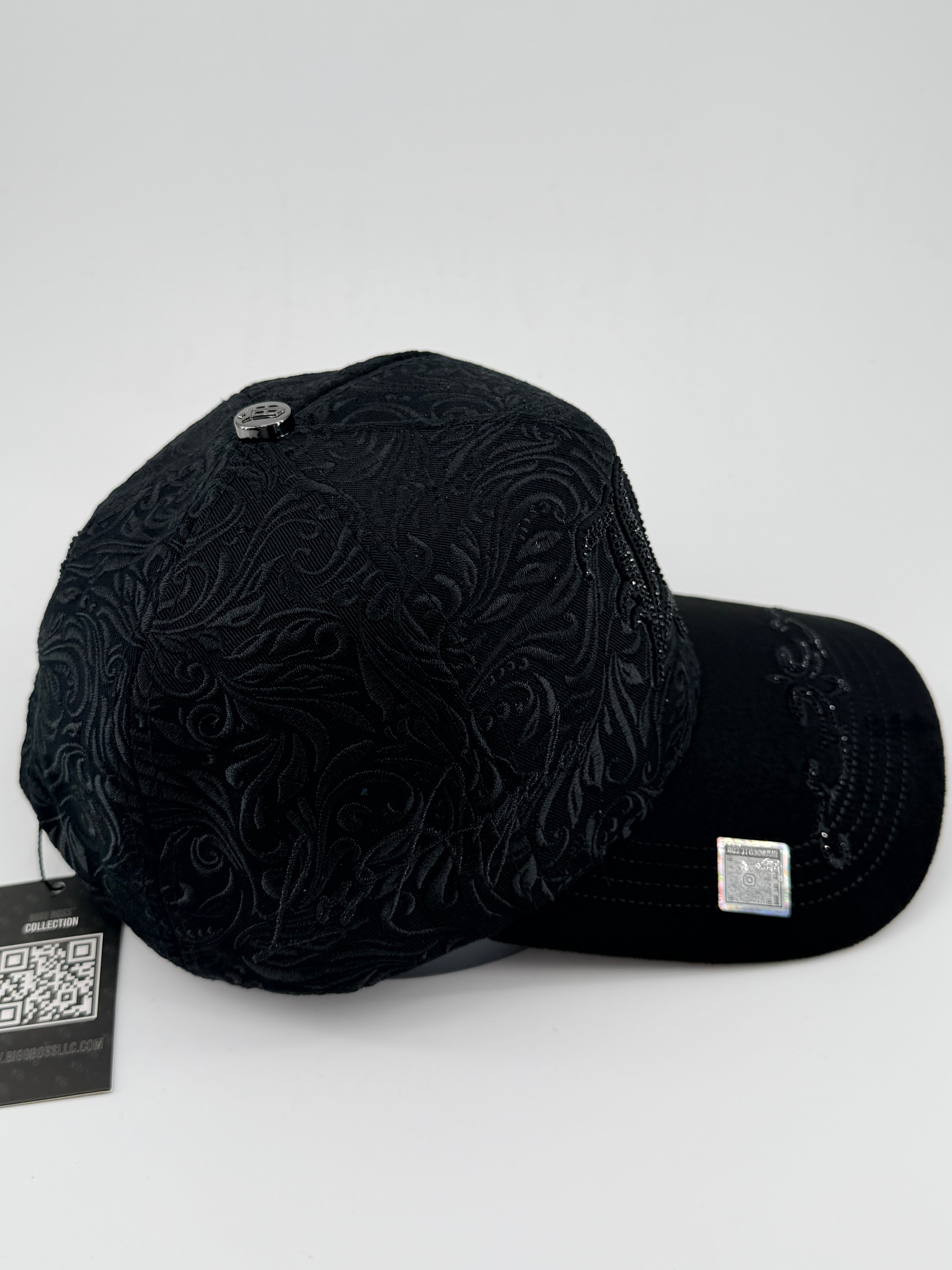 LA California total black by BB