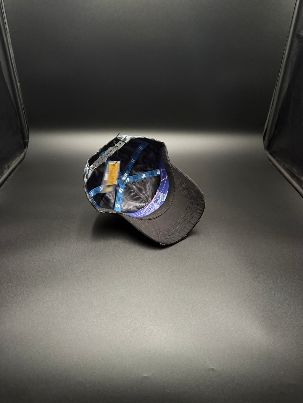 ThirtyOne hats “Caged In”