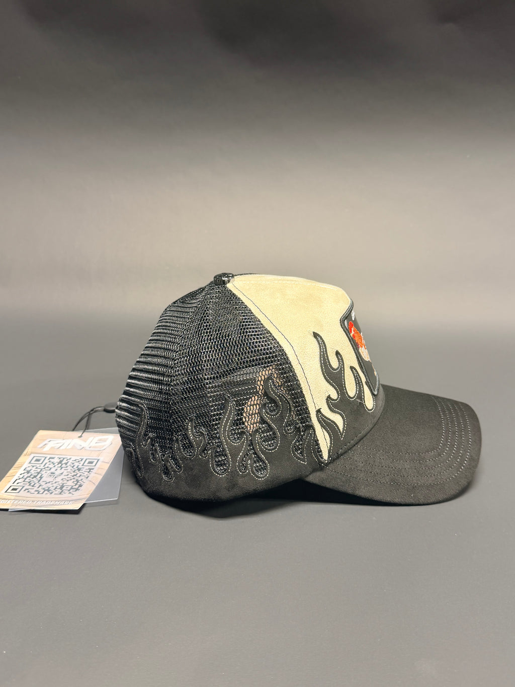 Gallero Red Pyle trucker