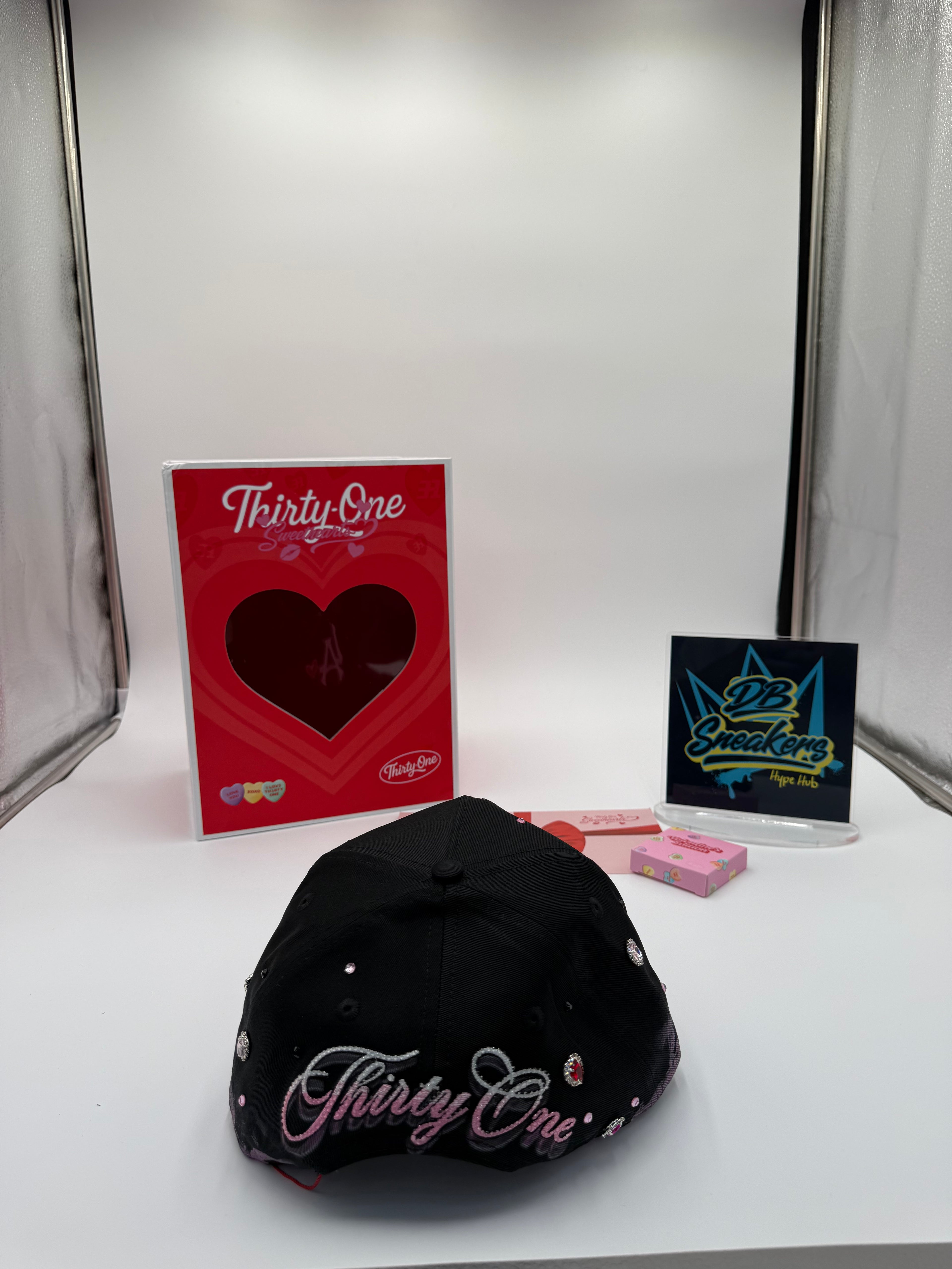 ThirtyOne Hats “XOXO” LA