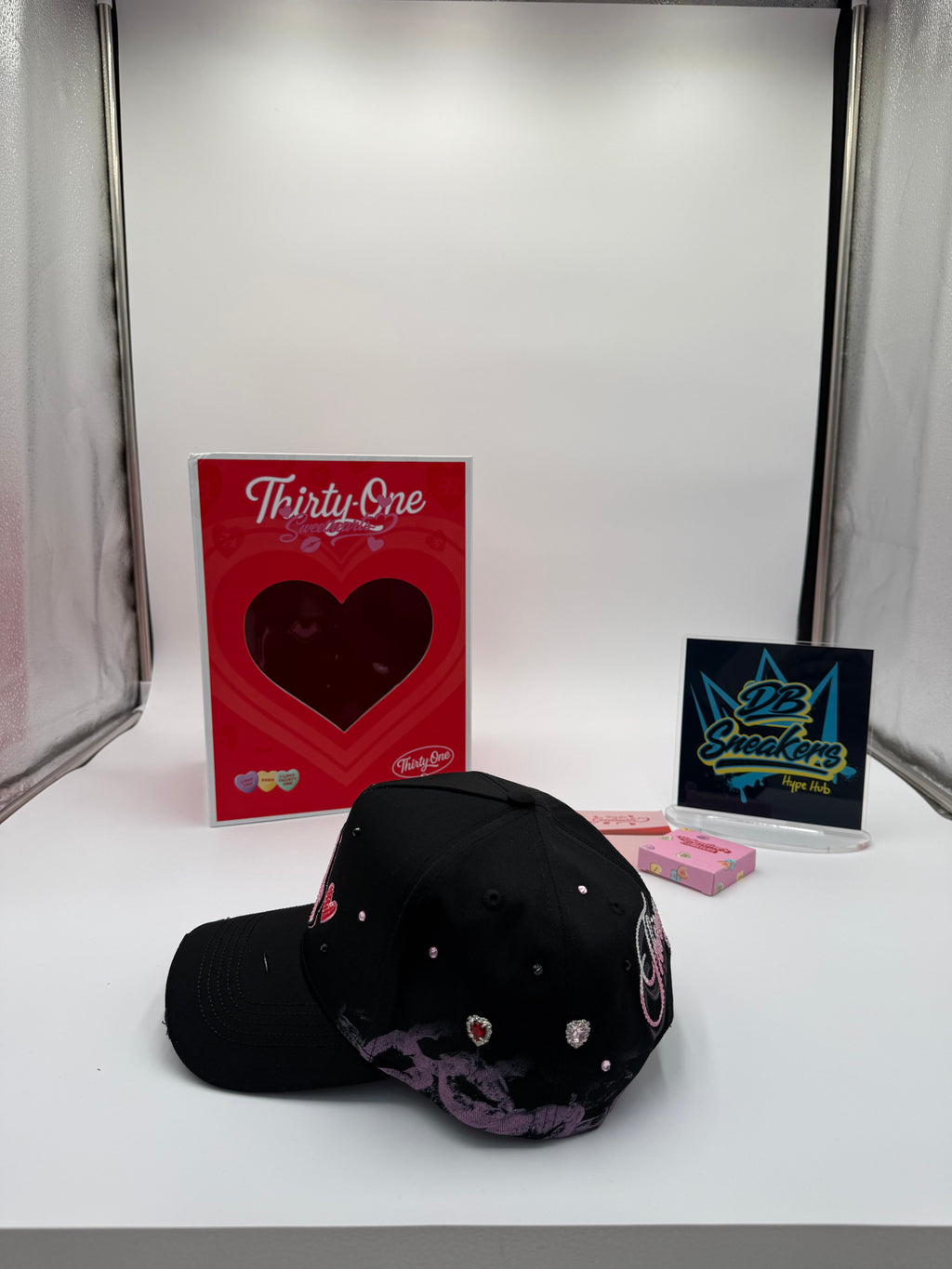ThirtyOne Hats “XOXO” LA