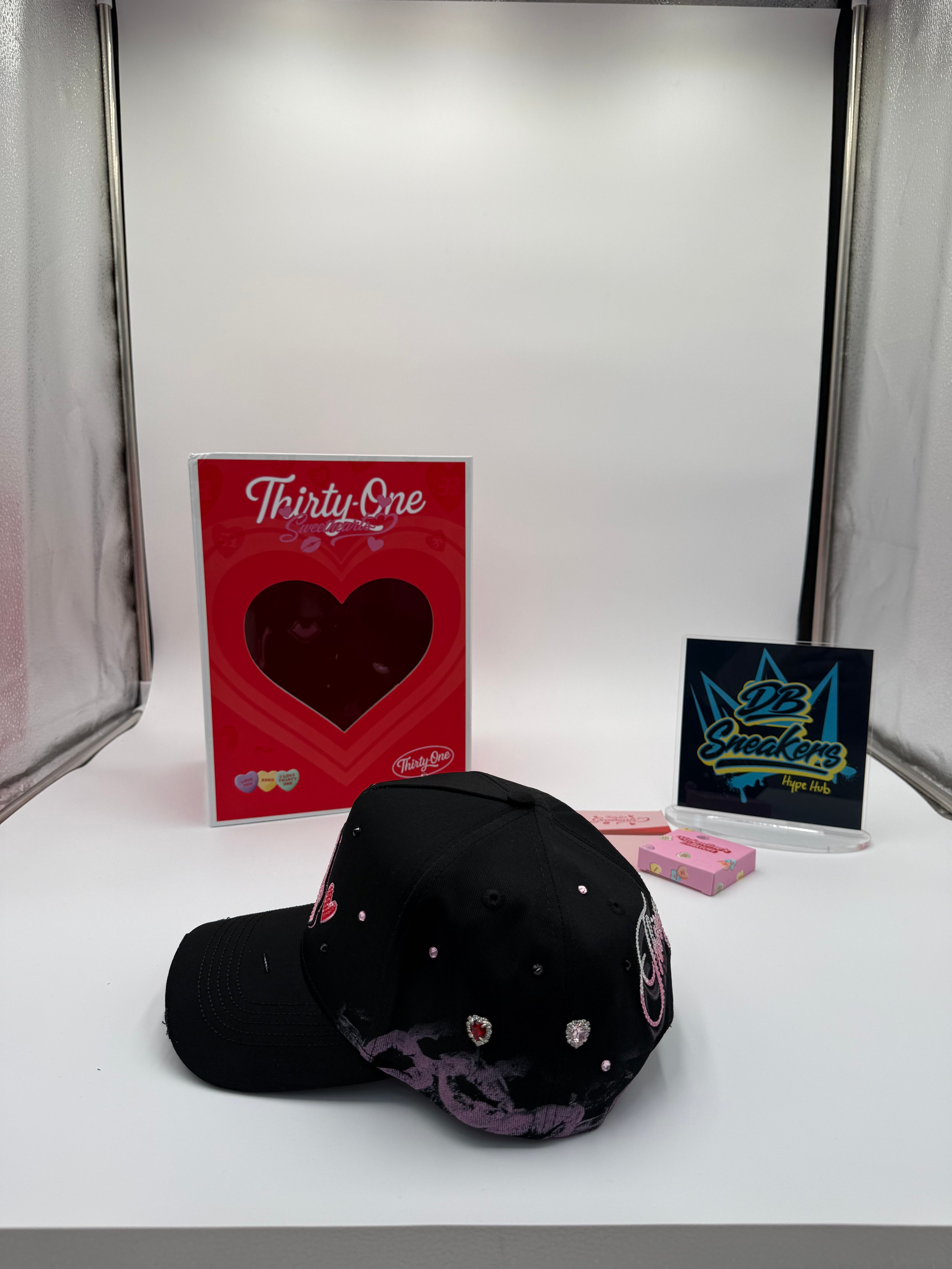ThirtyOne Hats “XOXO” LA