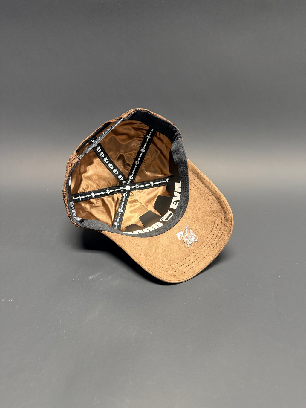Barbas hats “B-Cross Pink” Full Set