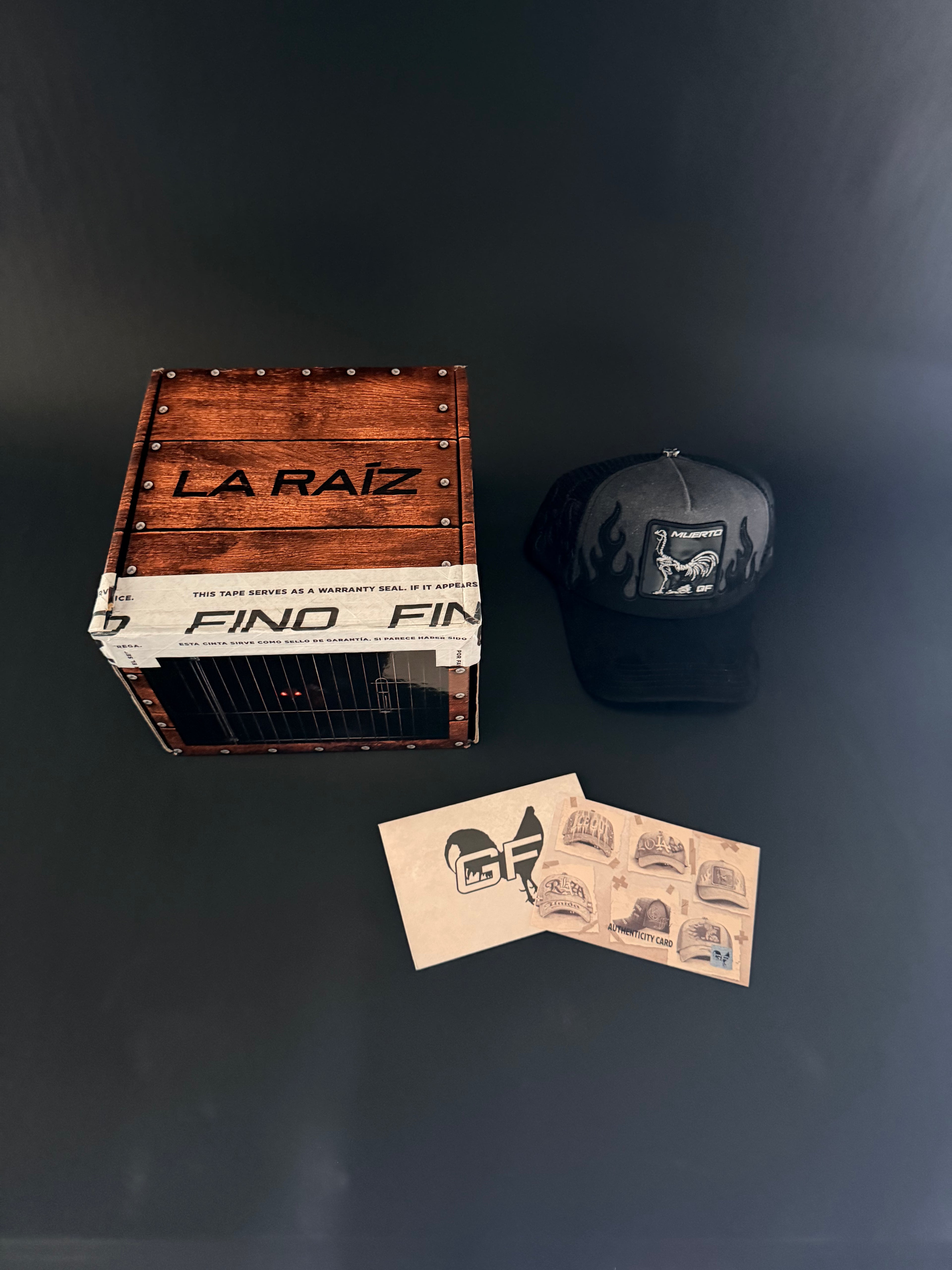 Gallo fino “Muerto” trucker